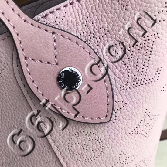 ルイヴィトンバッグ着用イメージ